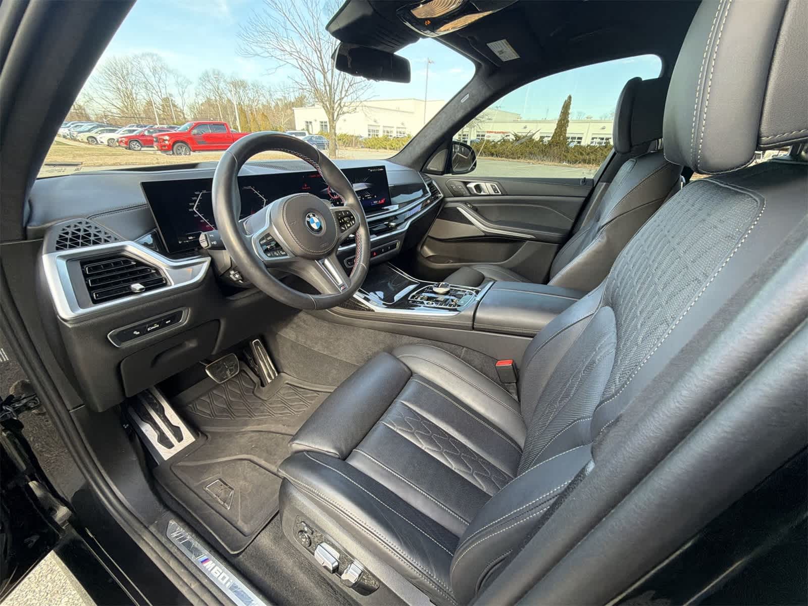 Thumbnail: 2024 BMW X7 - 10