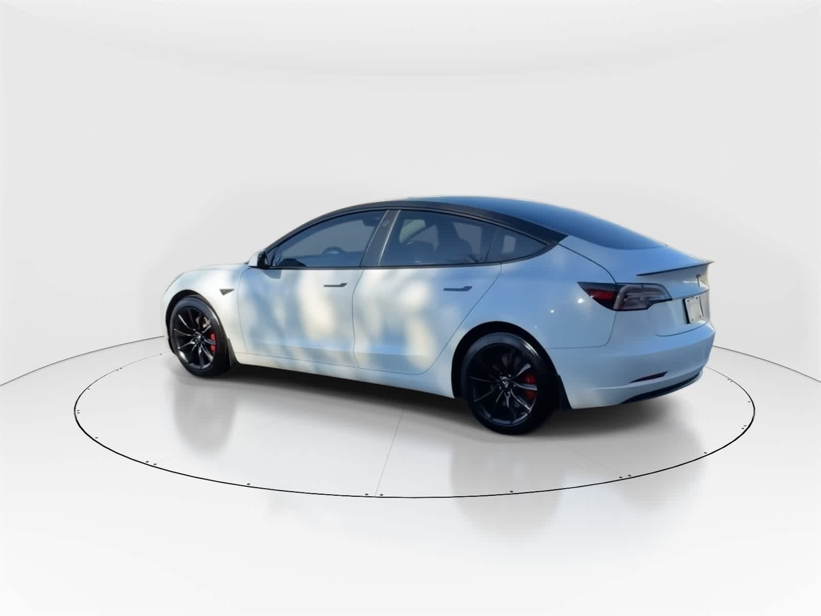 Thumbnail: 2022 Tesla Model 3 - 7