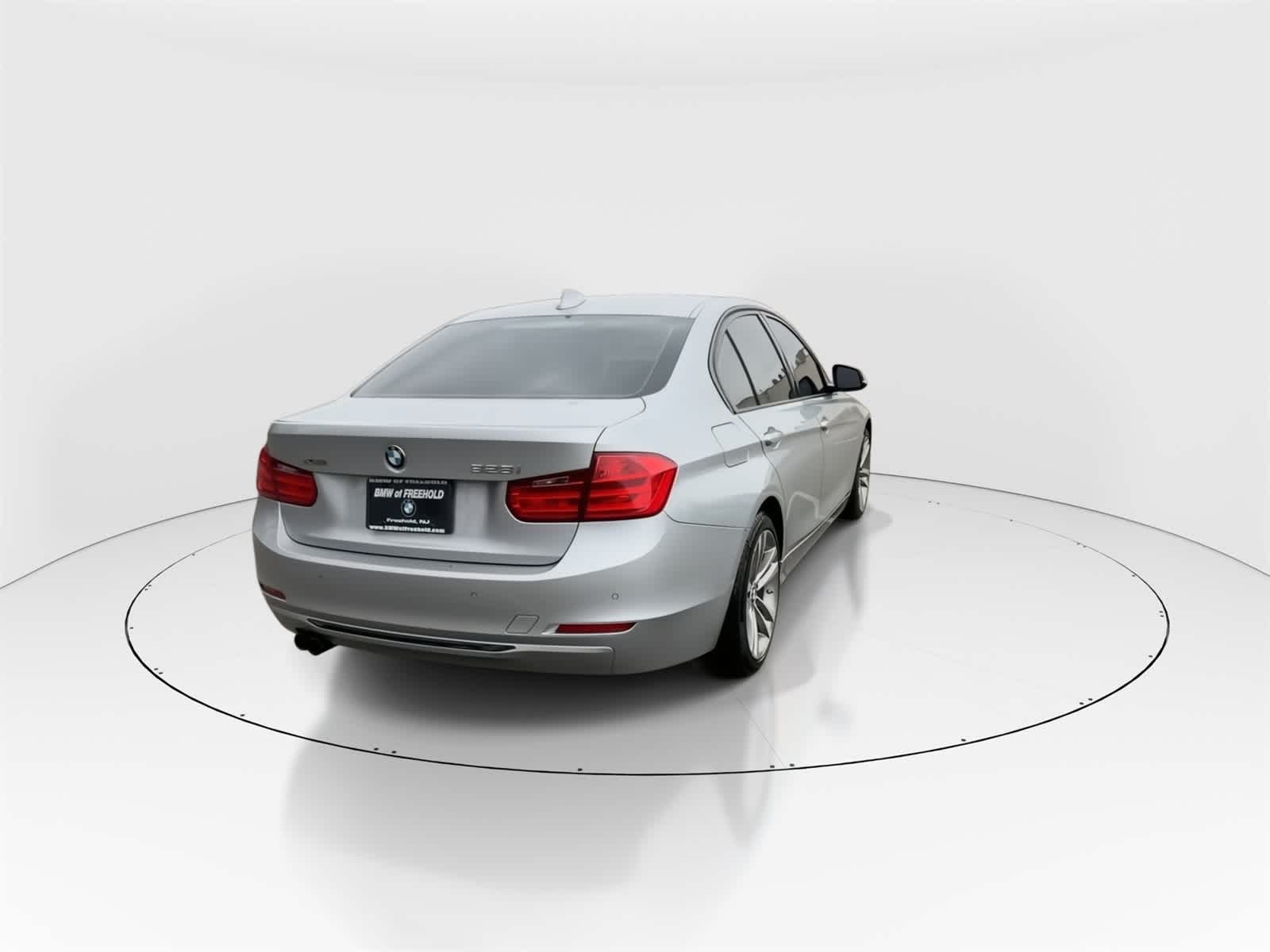 Thumbnail: 2015 BMW 3 Series - 9