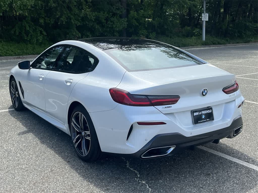 Thumbnail: 2022 BMW 8 Series - 12