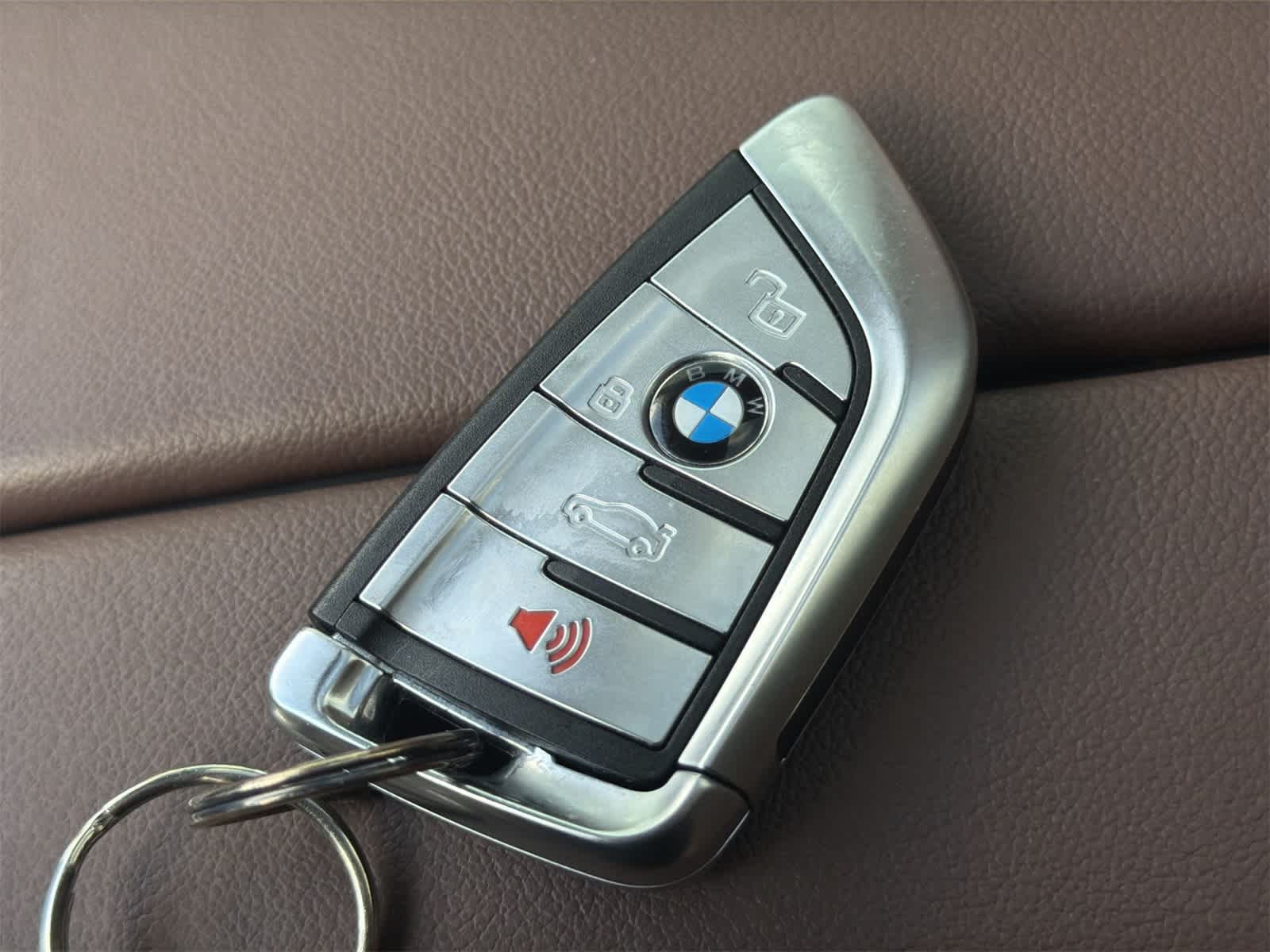 Thumbnail: 2022 BMW X7 - 28