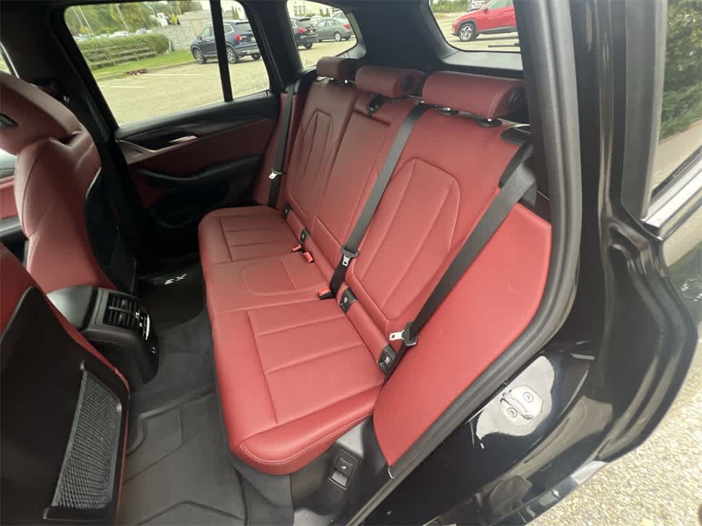 Thumbnail: 2023 BMW X3 - 21