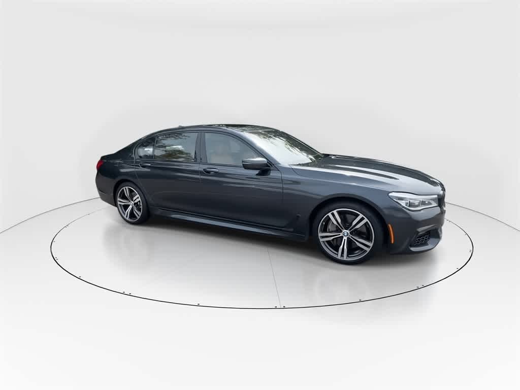 2019 Bmw 750i xDrive photo 3