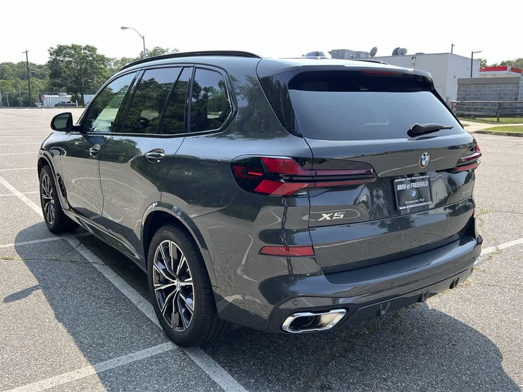 Thumbnail: 2026 BMW X5 - 12