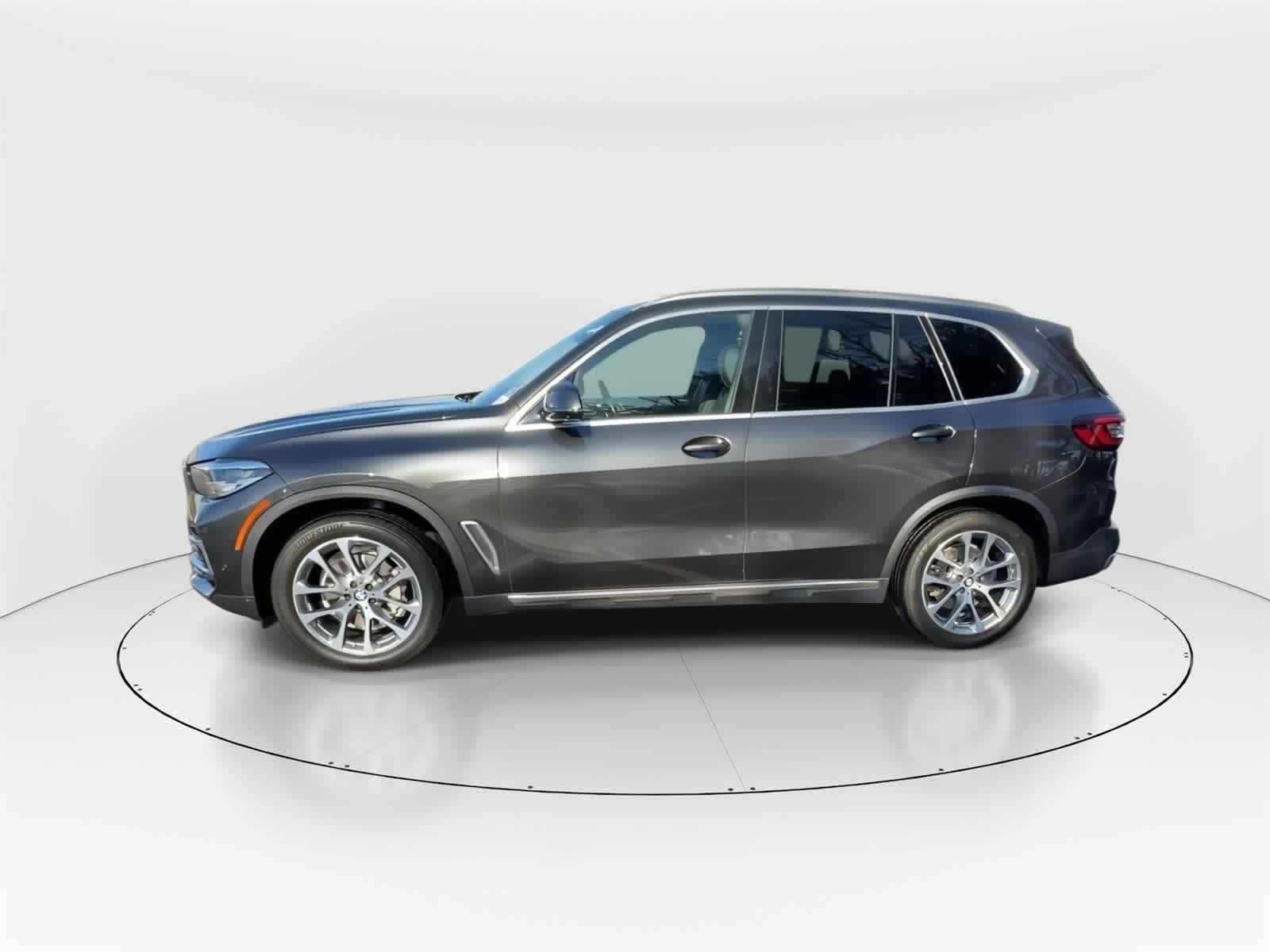 Thumbnail: 2023 BMW X5 - 6