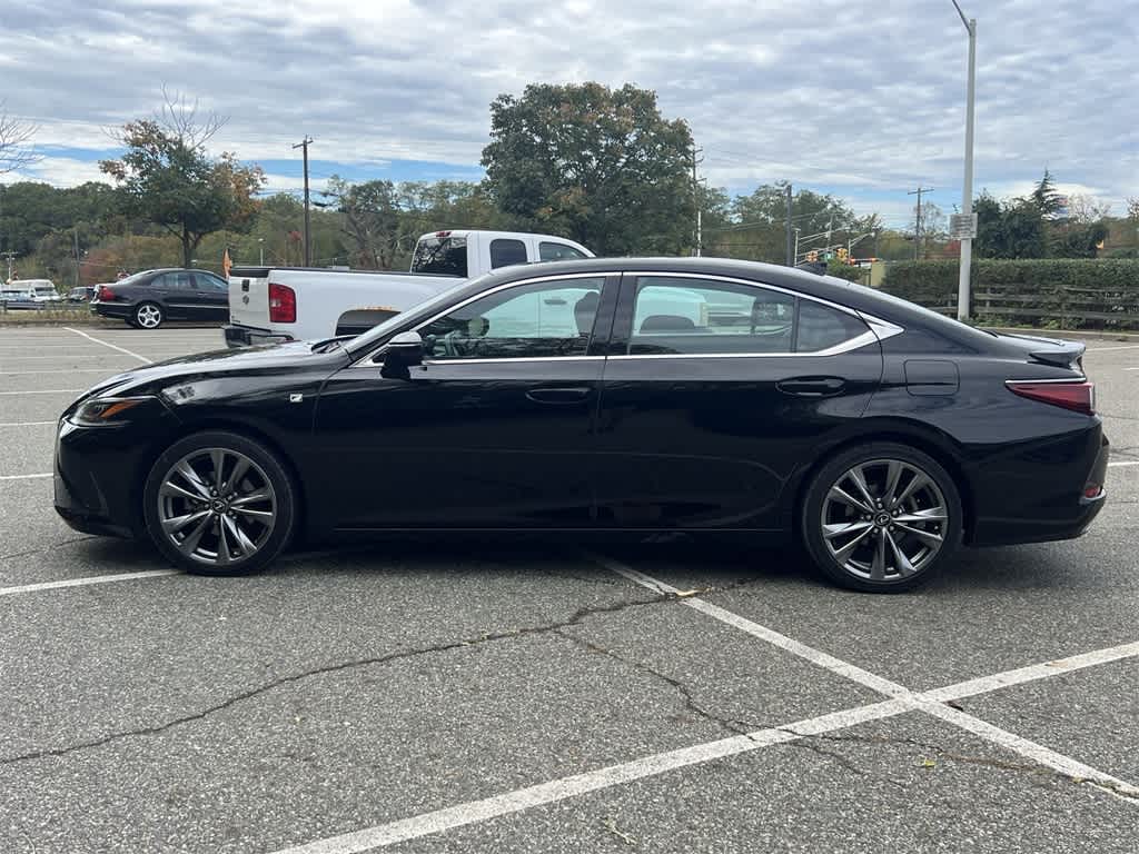 Thumbnail: 2019 Lexus ES - 11