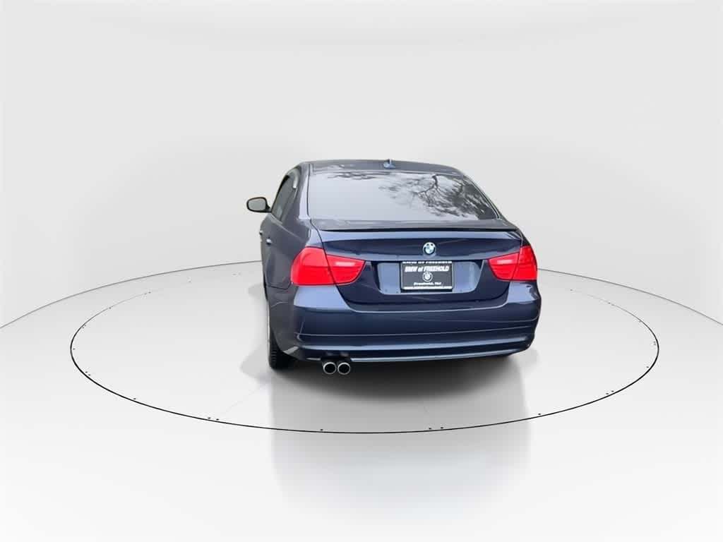 Thumbnail: 2011 BMW 3 Series - 8