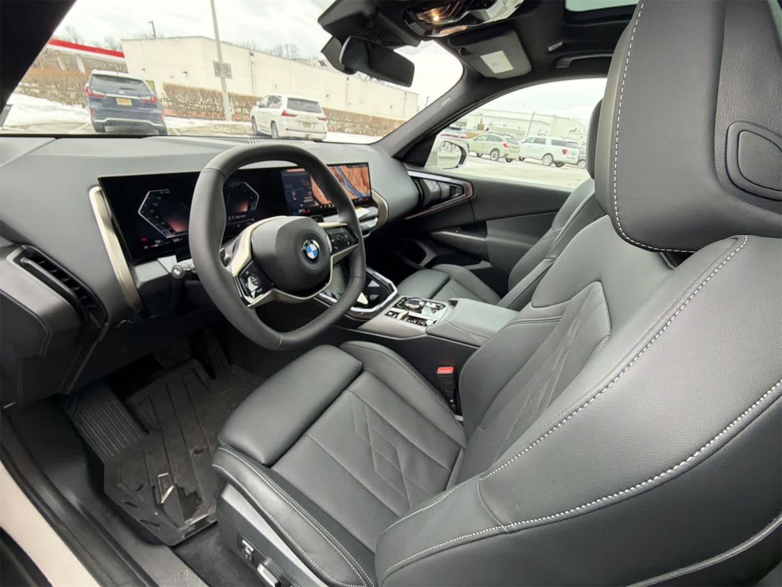 Thumbnail: 2025 BMW X3 - 10