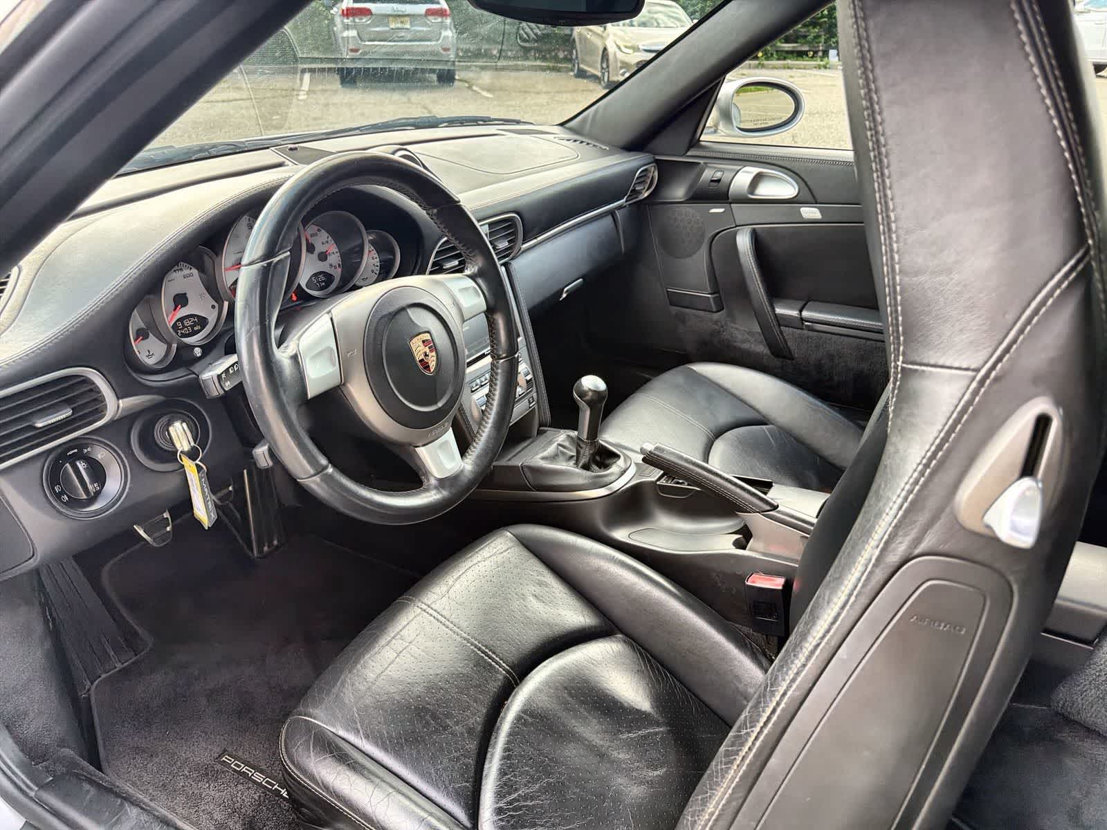 Thumbnail: 2006 Porsche 911 - 10