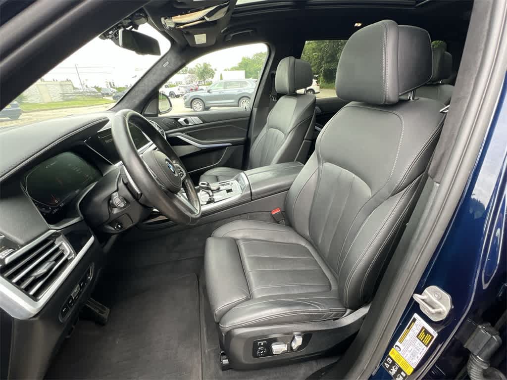 Thumbnail: 2021 BMW X7 - 19