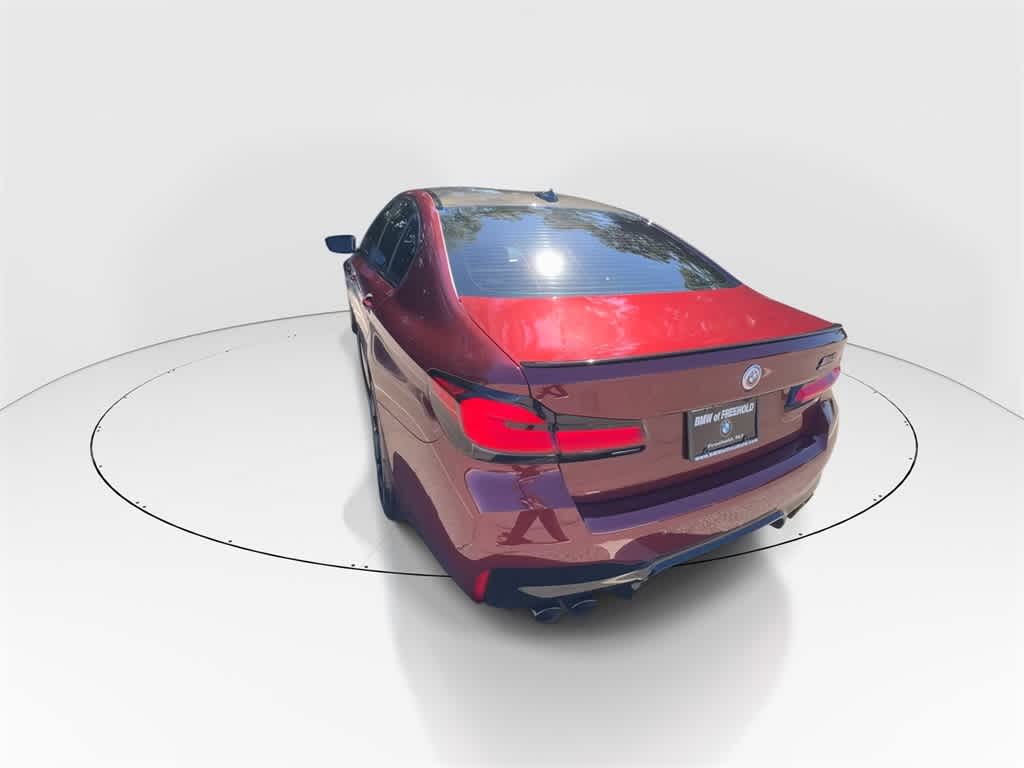 Thumbnail: 2022 BMW M5 - 7