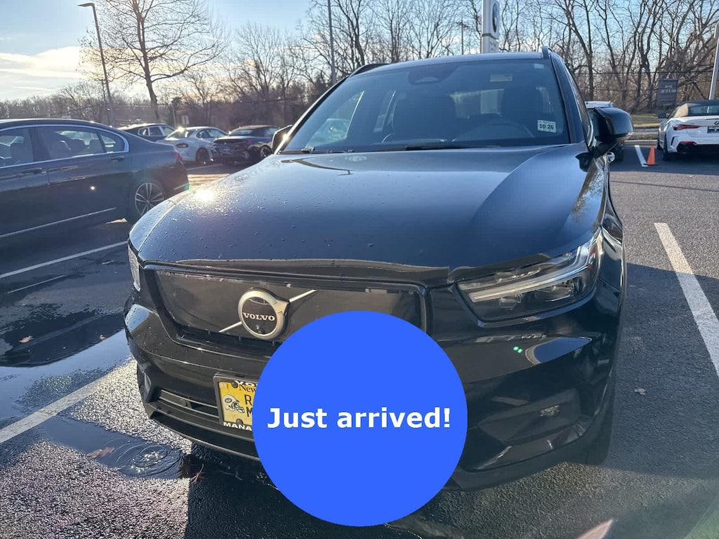 Used 2022 Volvo XC40 Recharge Twin Pure Electric Plus SUV