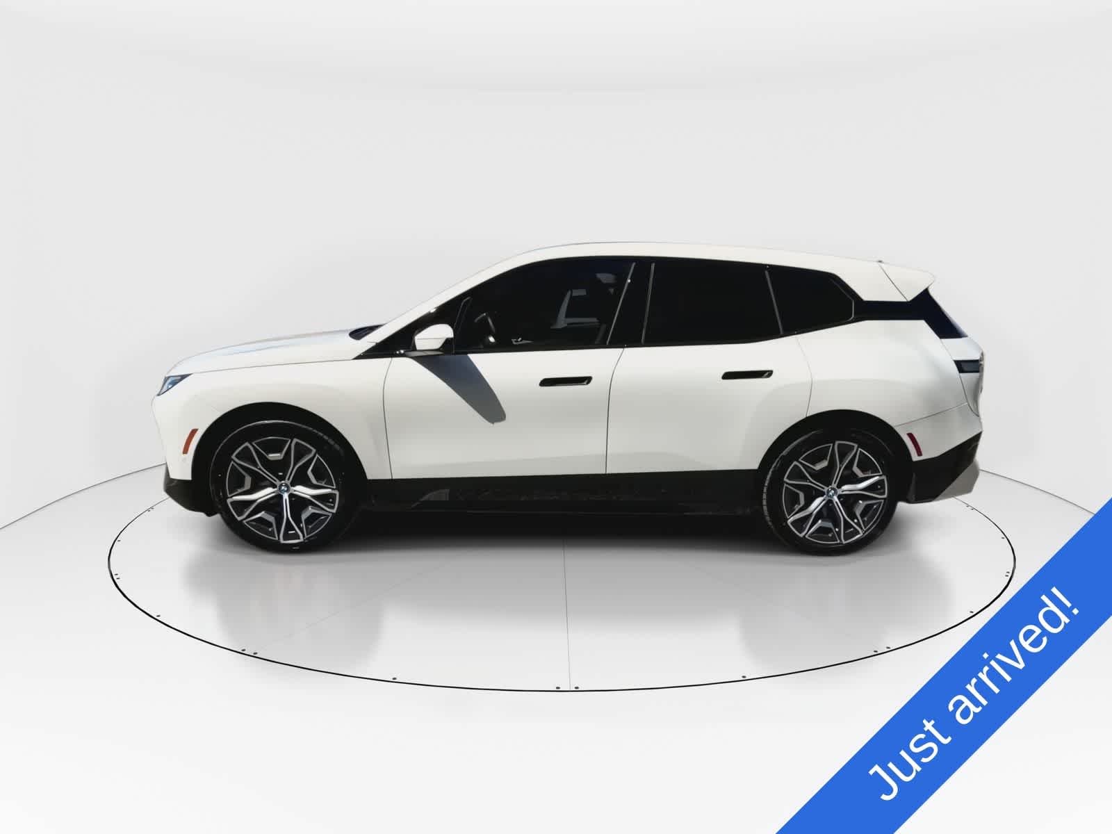 Thumbnail: 2024 BMW iX - 5