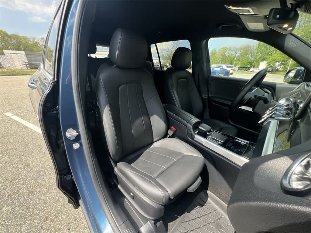 Thumbnail: 2021 Mercedes-Benz GLB - 22