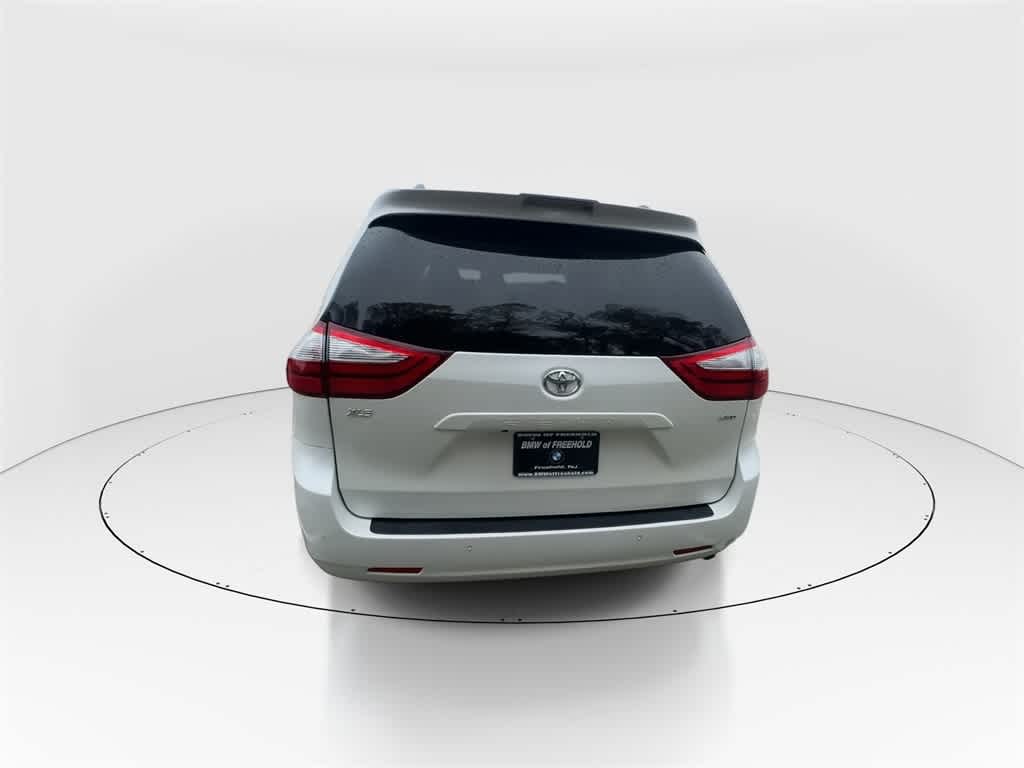 2019 Toyota Sienna XLE Premium 7