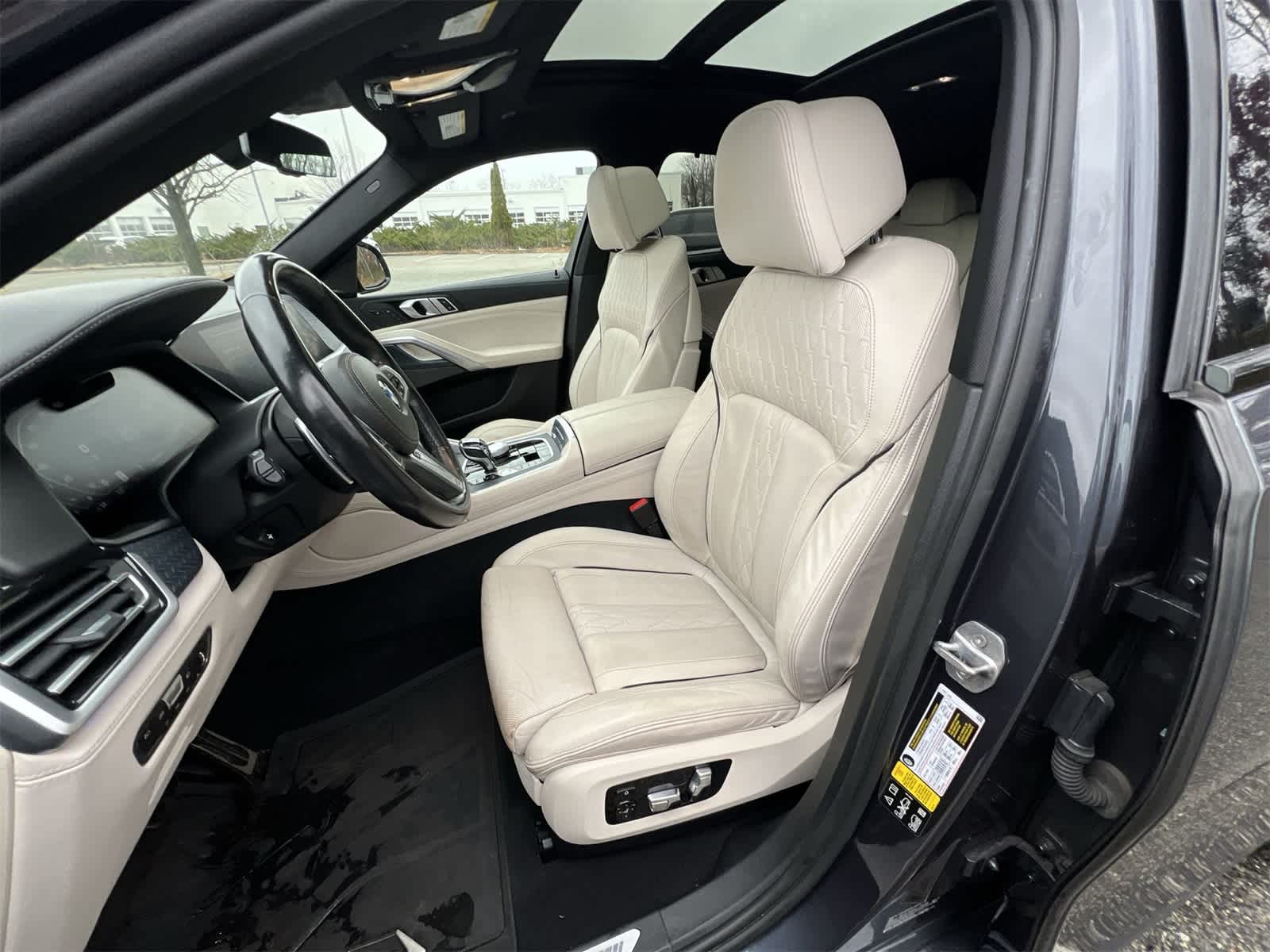 Thumbnail: 2020 BMW X6 - 19