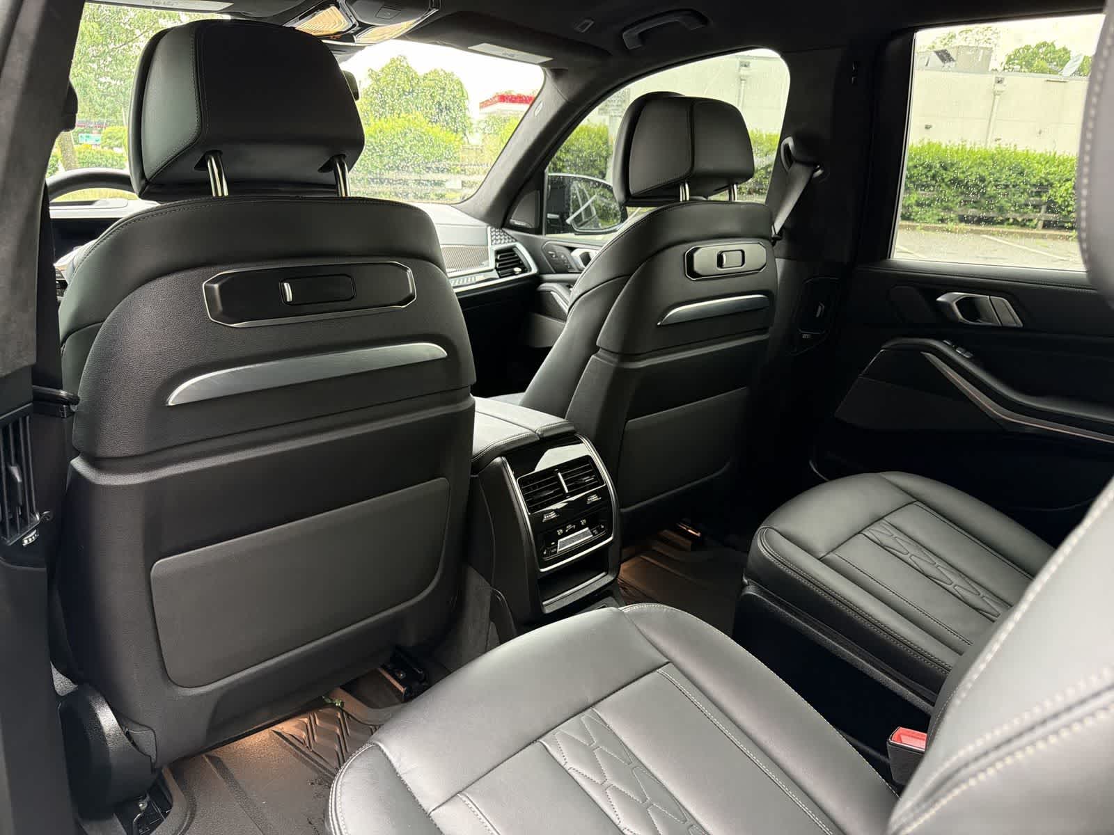 Thumbnail: 2025 BMW X7 - 19