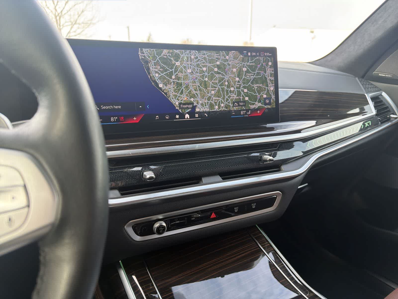 Thumbnail: 2024 BMW X7 - 24