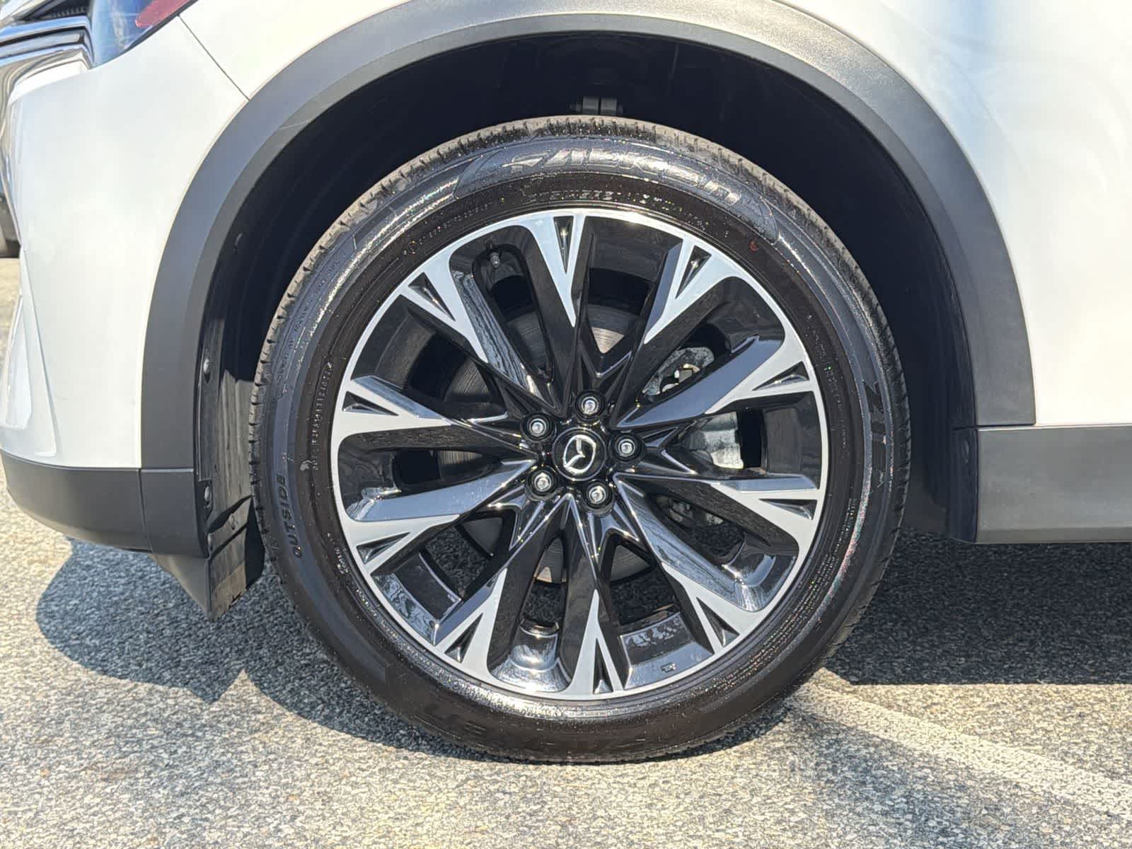 Thumbnail: 2024 Mazda CX-90 - 16