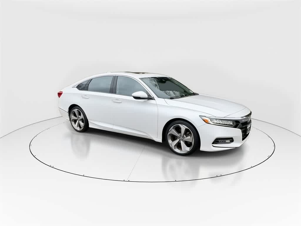 Thumbnail: 2018 Honda Accord - 3