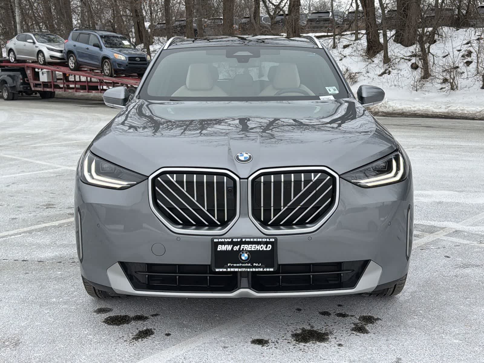 Thumbnail: 2025 BMW X3 - 14