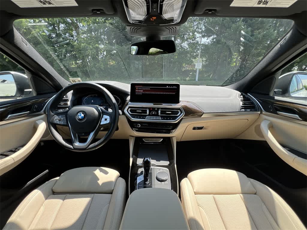 Thumbnail: 2022 BMW X4 - 18