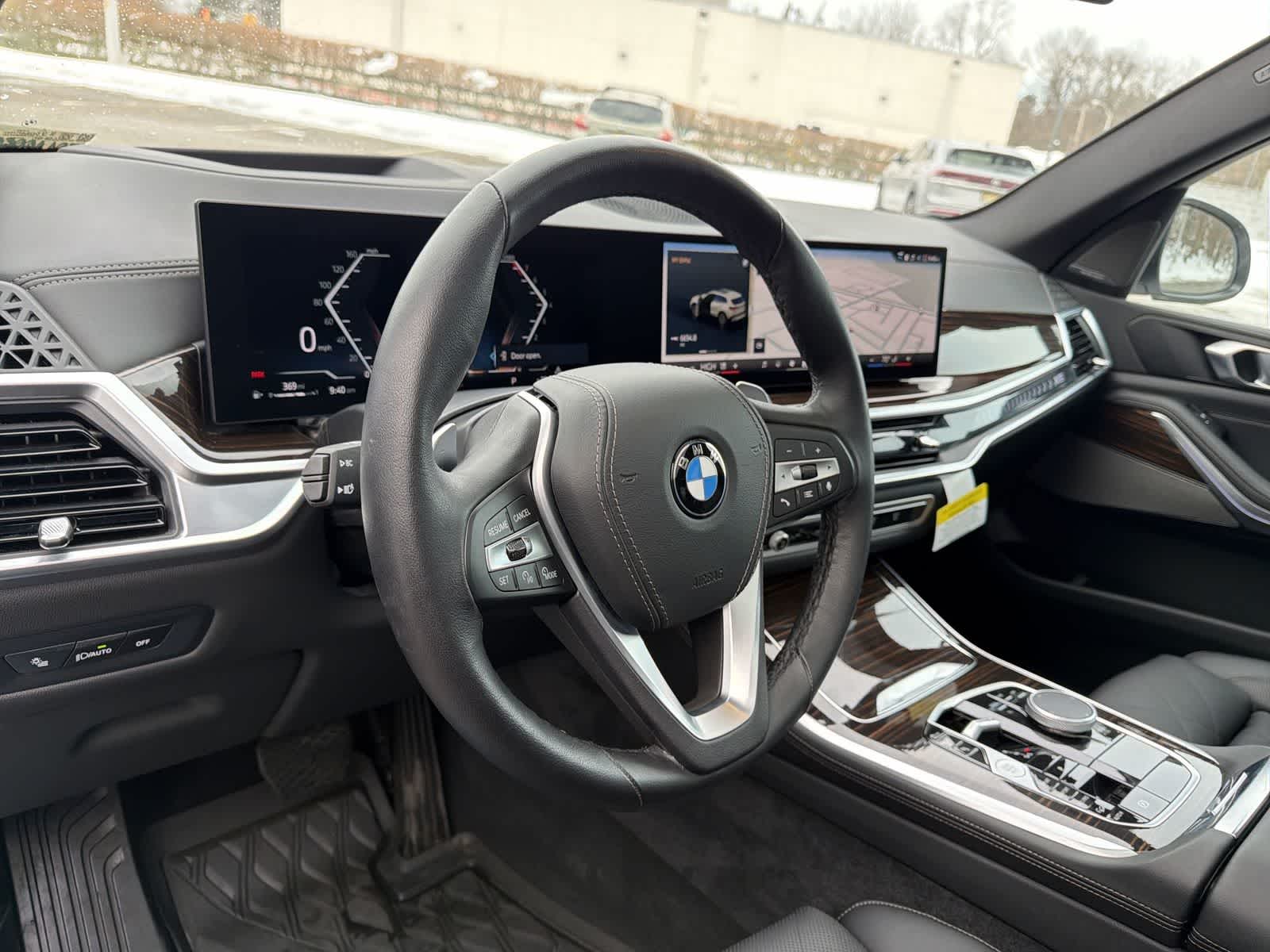 Thumbnail: 2026 BMW X5 - 23