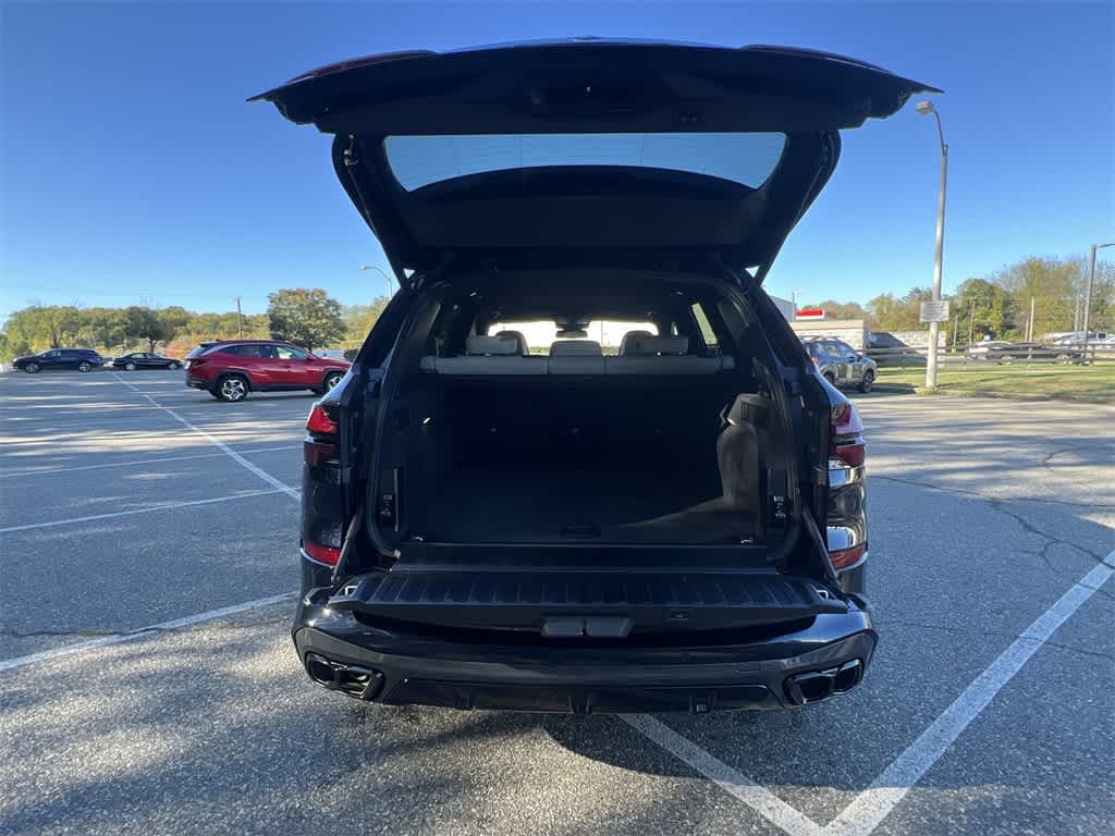 Thumbnail: 2025 BMW X5 - 27