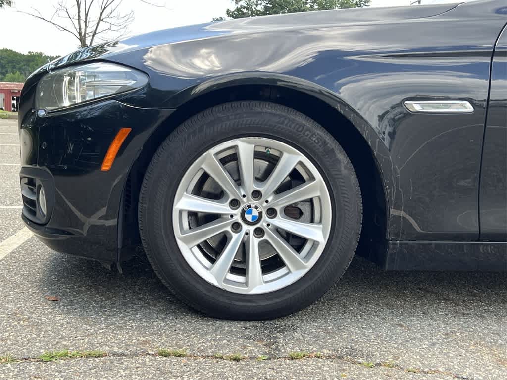 Thumbnail: 2015 BMW 5 Series - 16