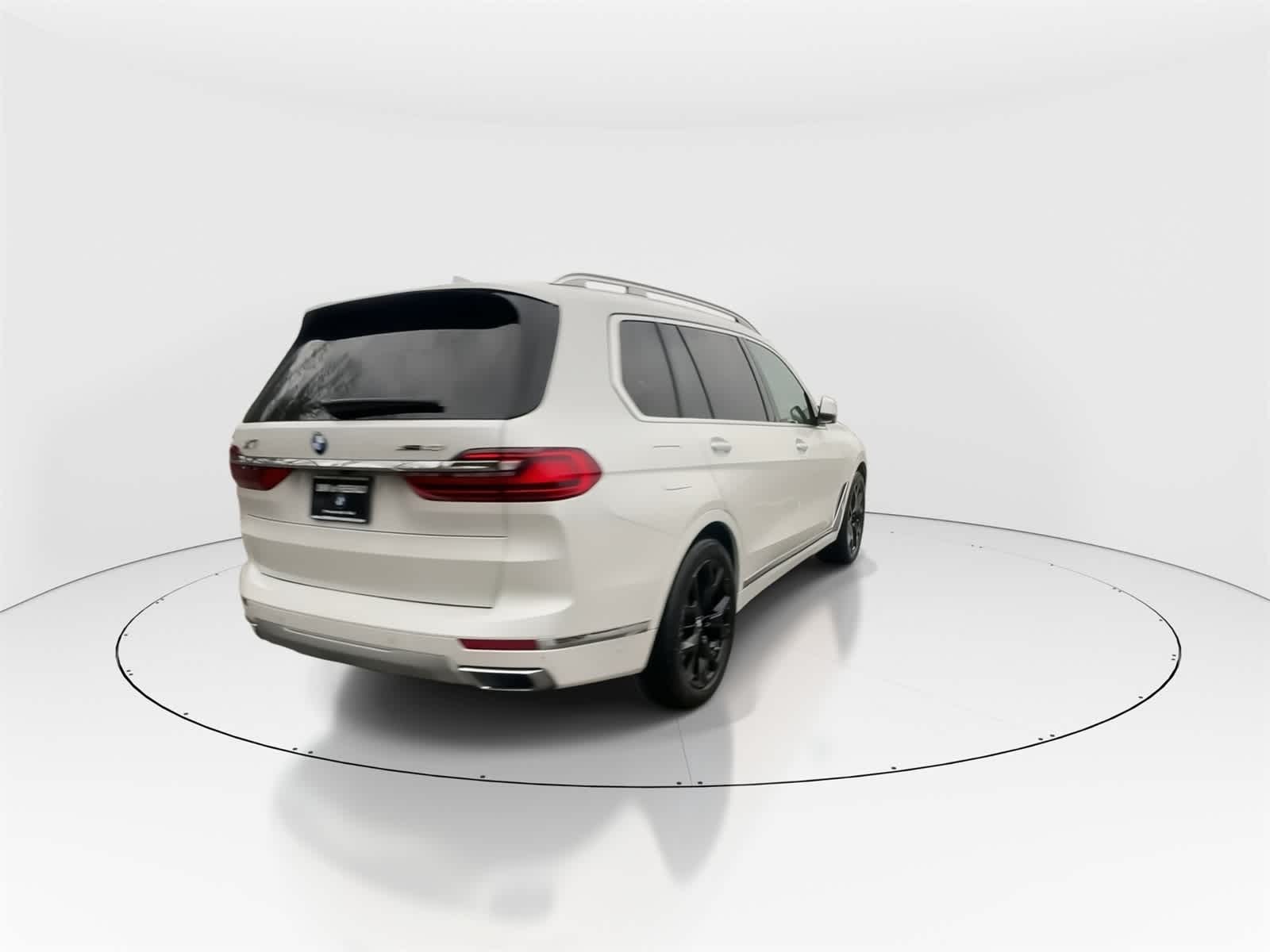 Thumbnail: 2022 BMW X7 - 9