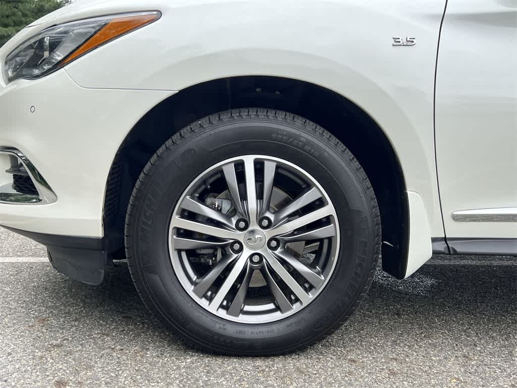 Thumbnail: 2020 INFINITI QX60 - 16