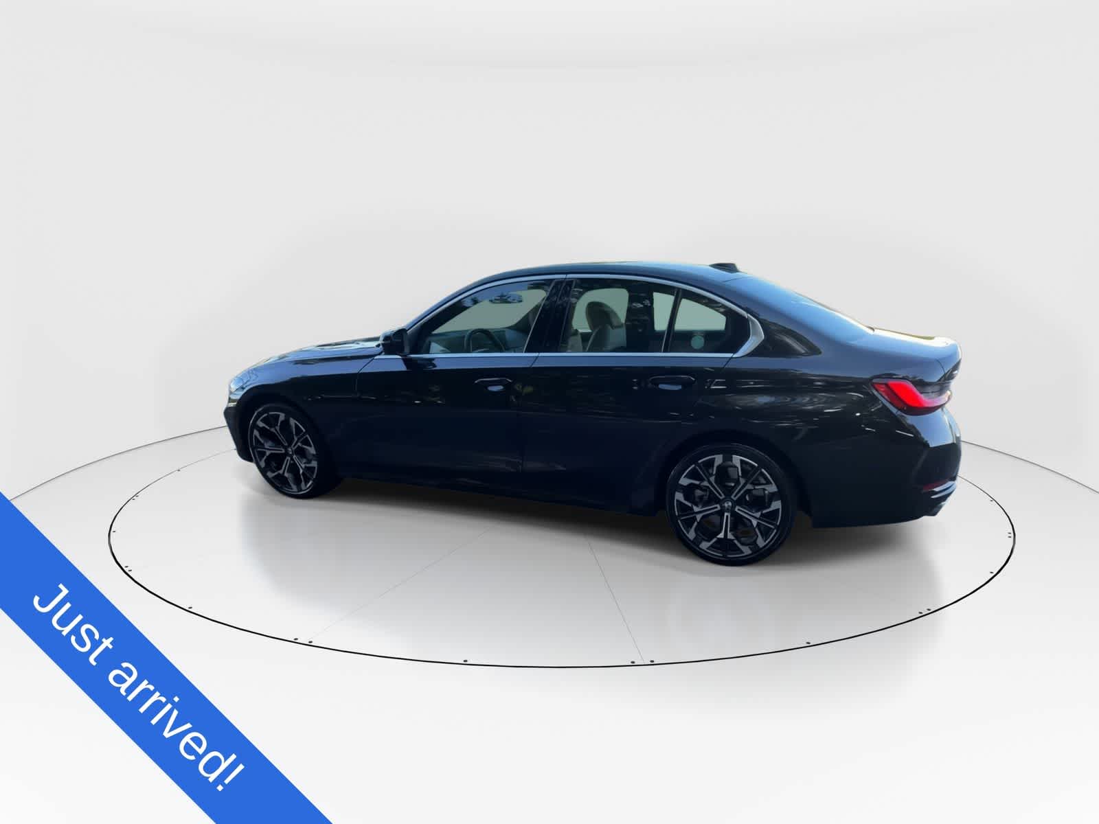 Thumbnail: 2026 BMW 3 Series - 5