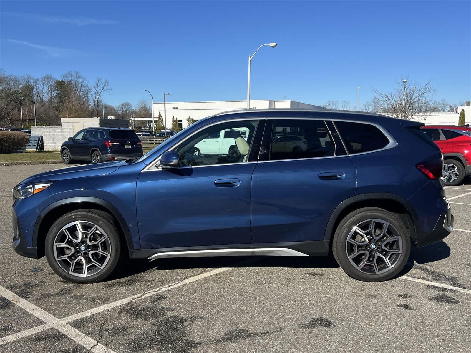 Thumbnail: 2025 BMW X1 - 11