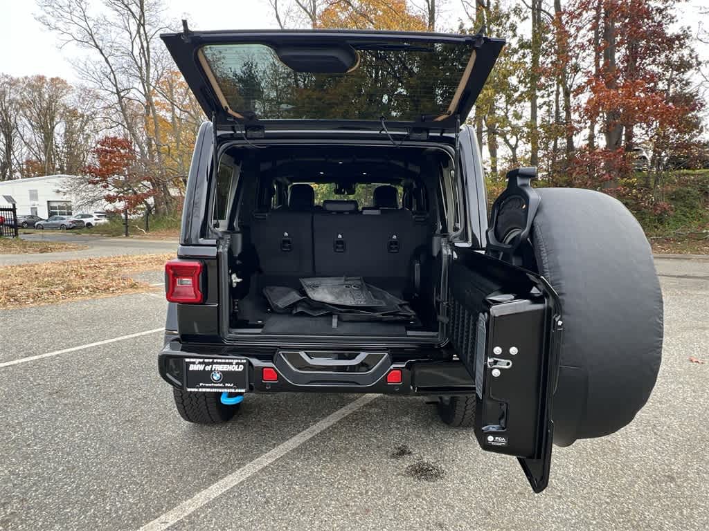 Thumbnail: 2024 Jeep Wrangler - 27