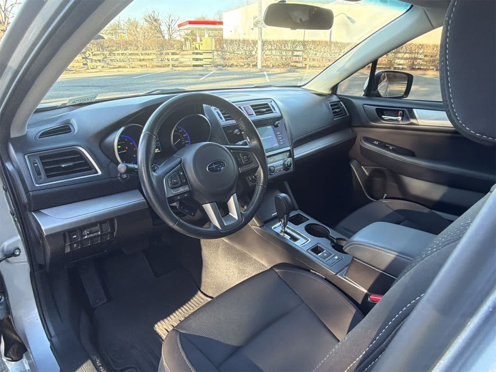 Thumbnail: 2017 Subaru Legacy - 10