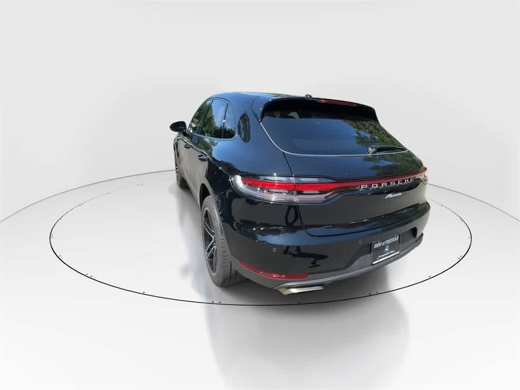 Thumbnail: 2021 Porsche Macan - 9