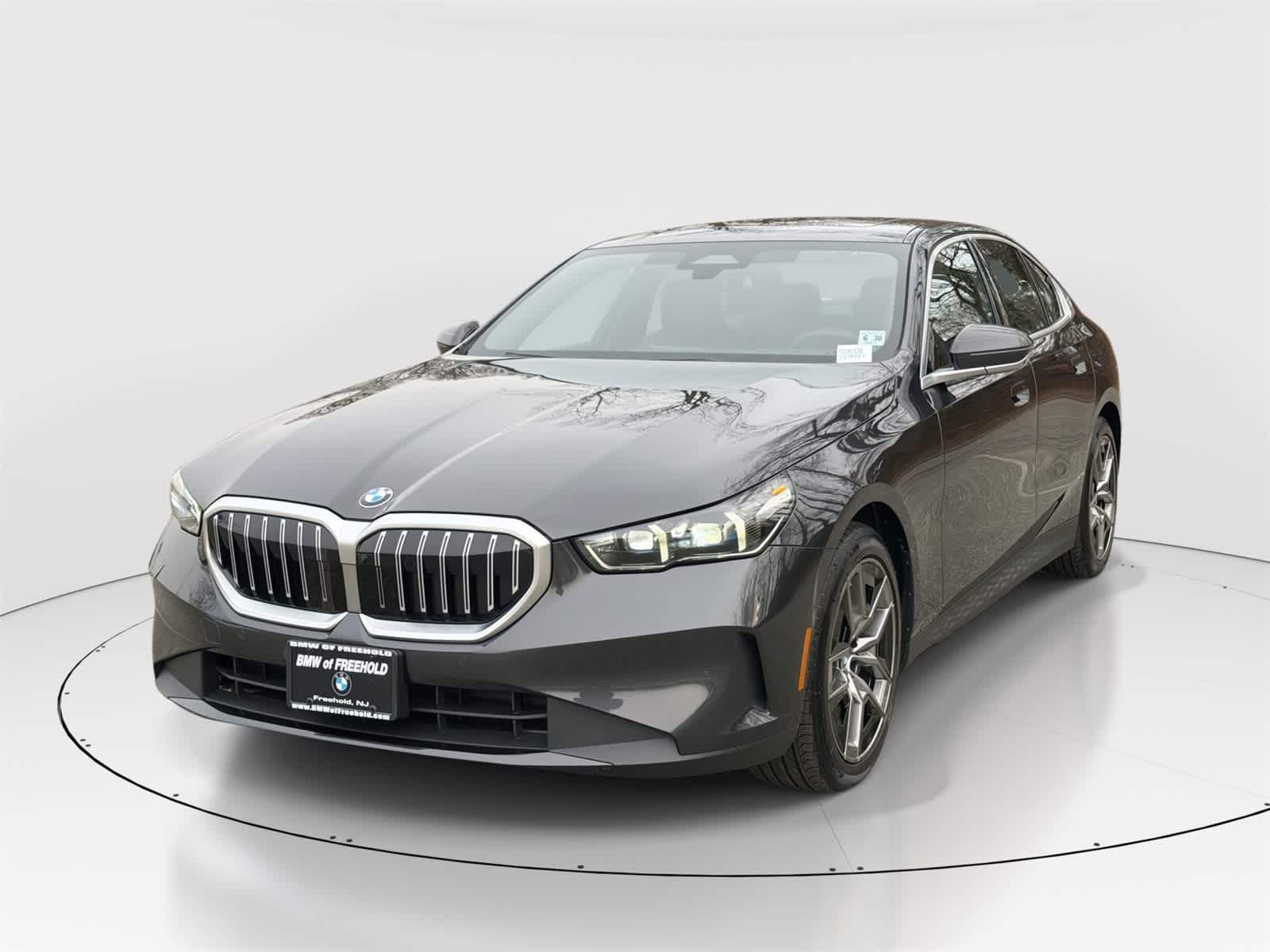 2026 BMW 5 Series 530i's photo