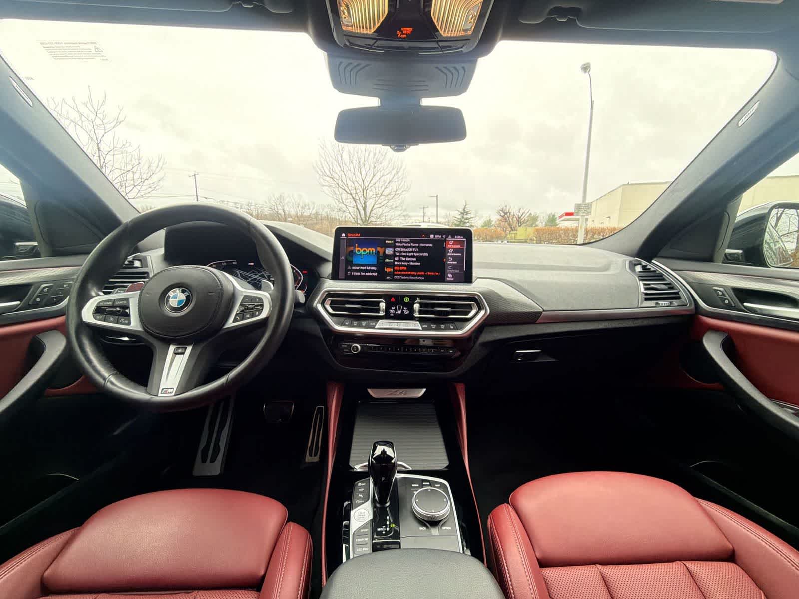 Thumbnail: 2023 BMW X4 - 18