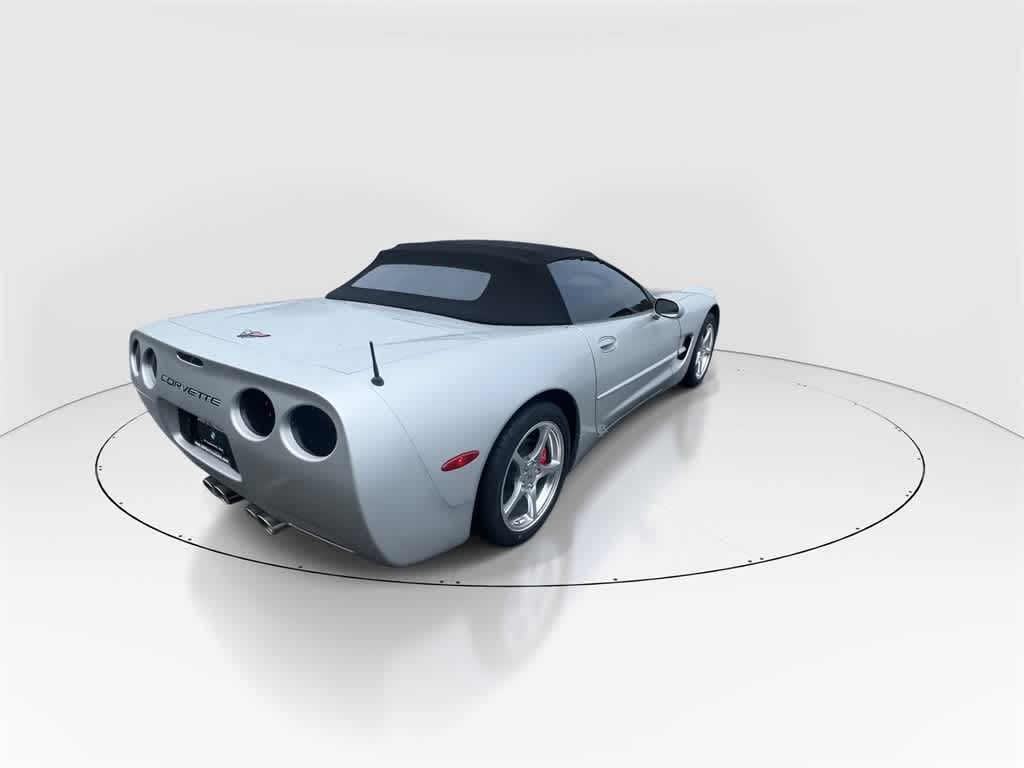 2001 Chevrolet Corvette Base 5