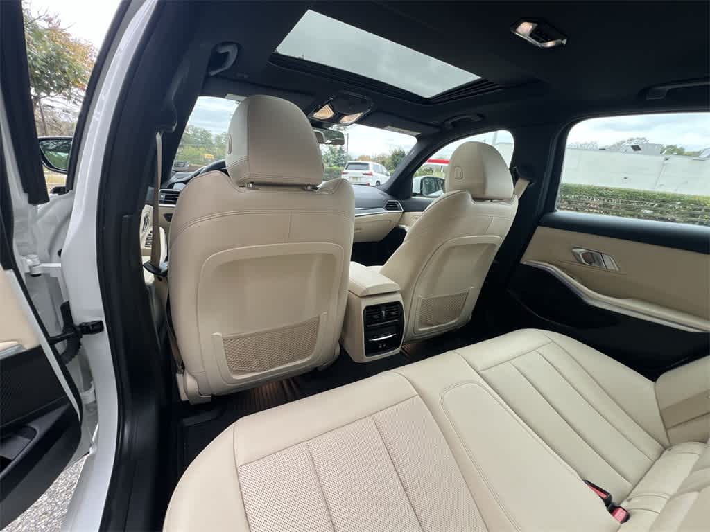 Thumbnail: 2022 BMW 3 Series - 20