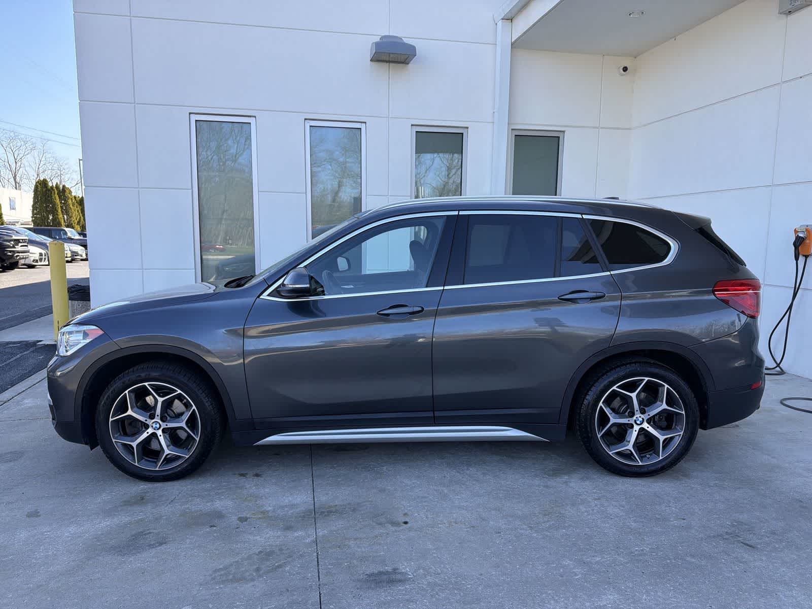 Thumbnail: 2019 BMW X1 - 11