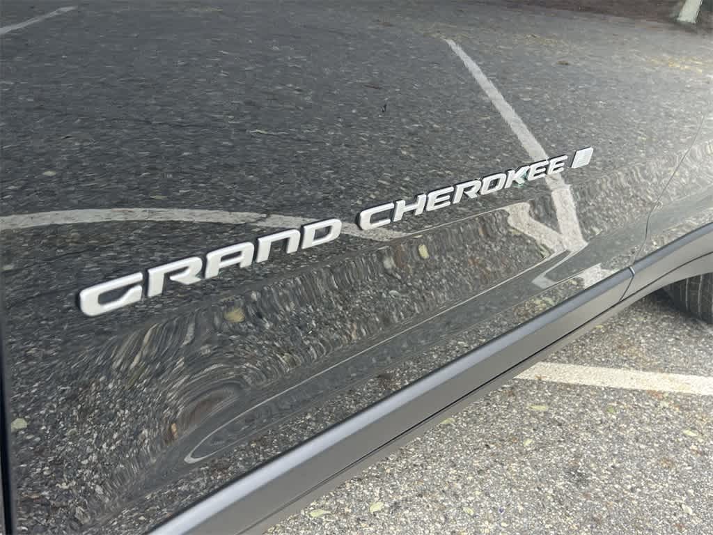 Thumbnail: 2024 Jeep Grand Cherokee - 15