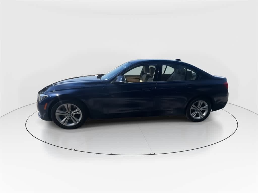 Thumbnail: 2016 BMW 3 Series - 6