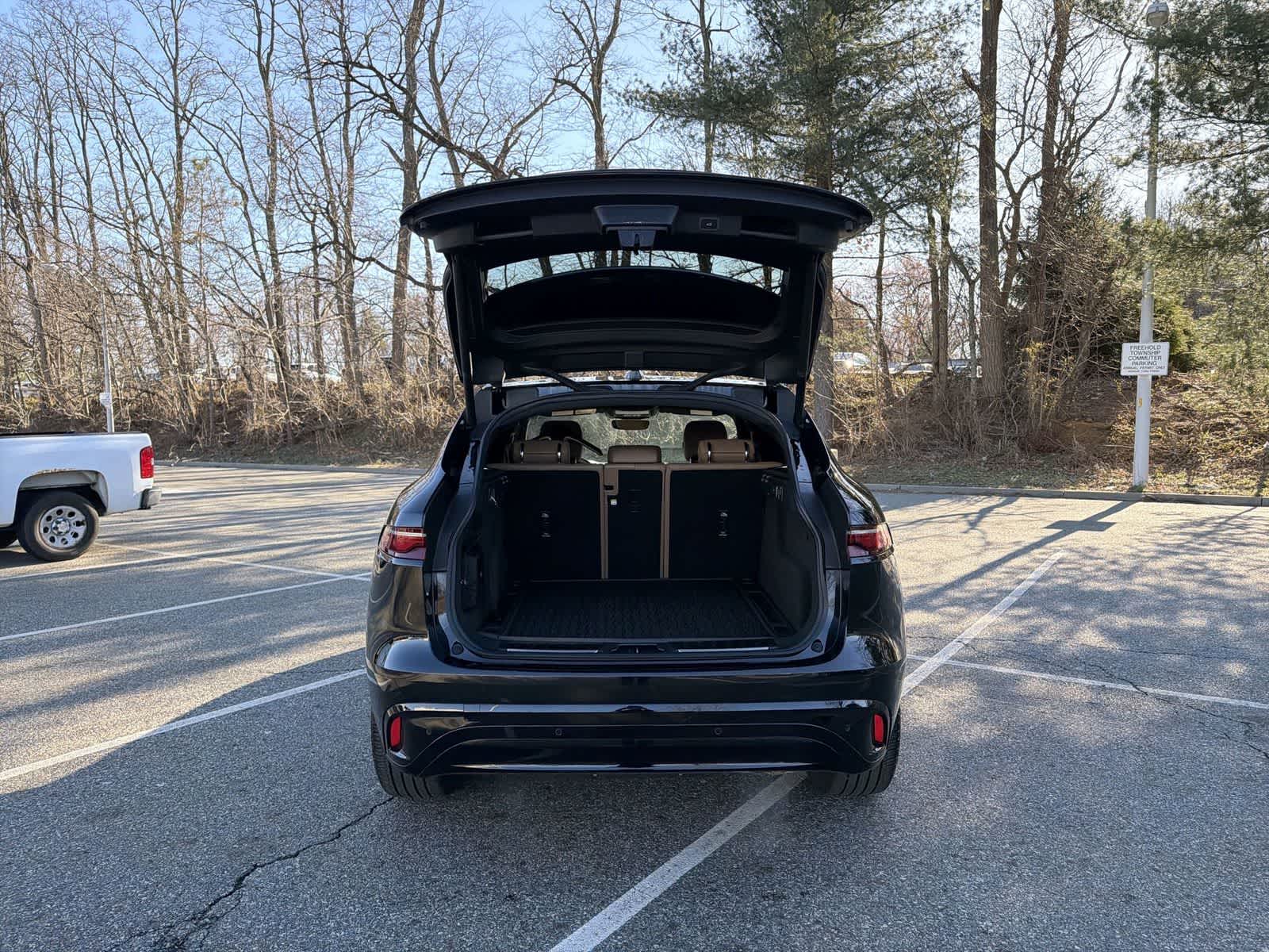 Thumbnail: 2022 Jaguar F-Pace - 27