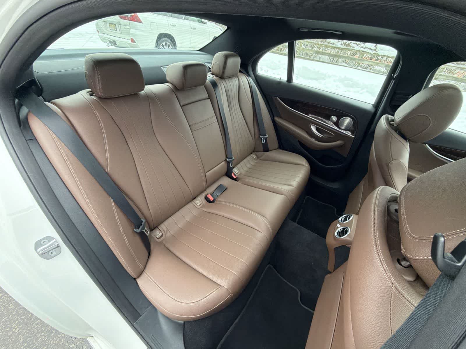 Thumbnail: 2018 Mercedes-Benz E-Class - 21