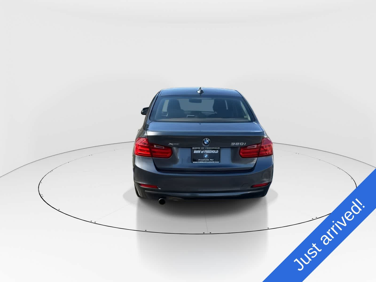 Thumbnail: 2015 BMW 3 Series - 3