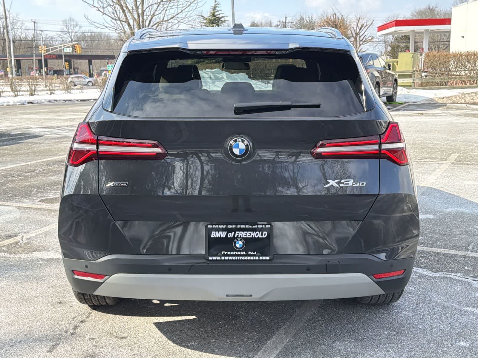 Thumbnail: 2025 BMW X3 - 13