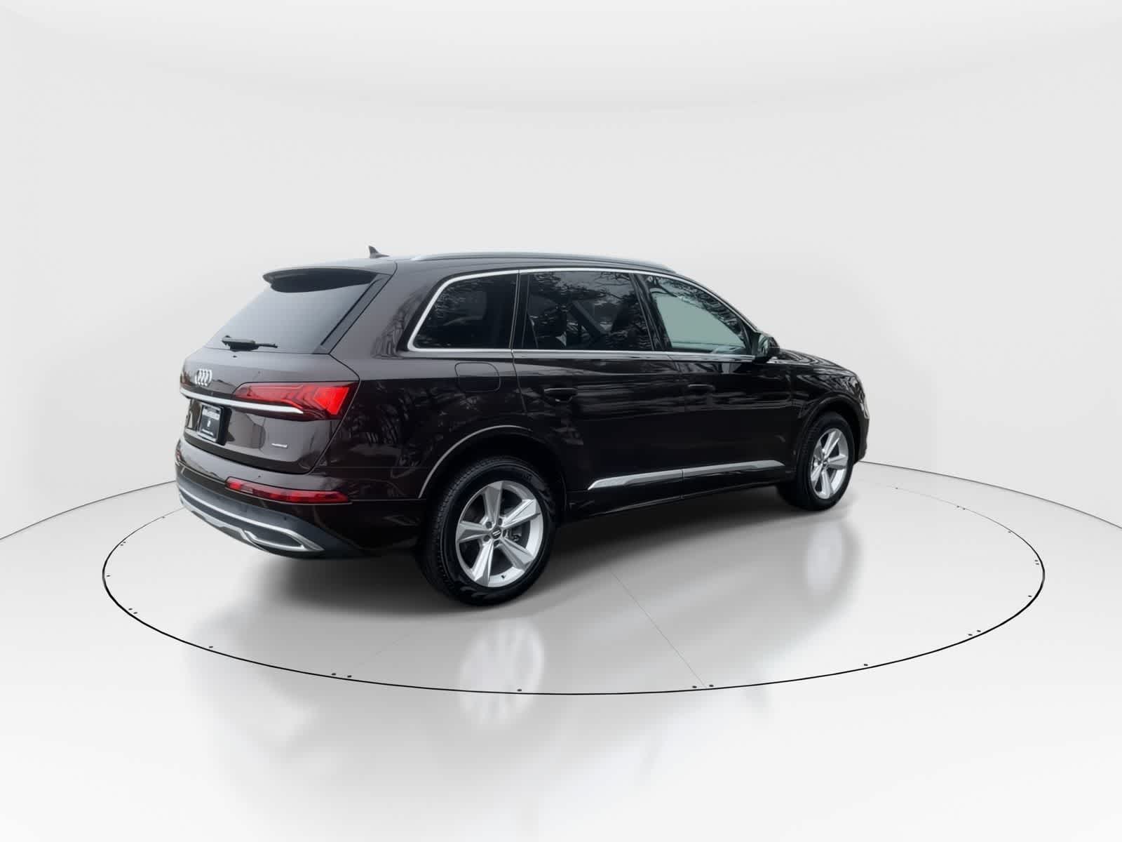 Thumbnail: 2020 Audi Q7 - 8