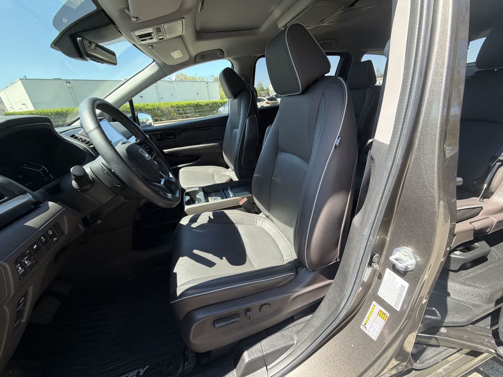 Thumbnail: 2023 Honda Odyssey - 19