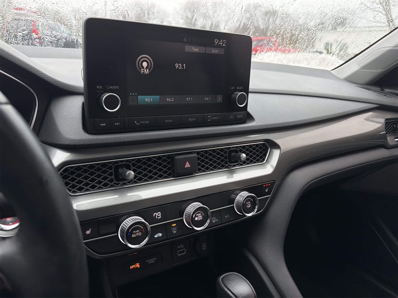 Thumbnail: 2023 Acura Integra - 24